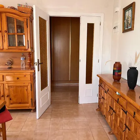 Maestro Quino, 51 Apartment